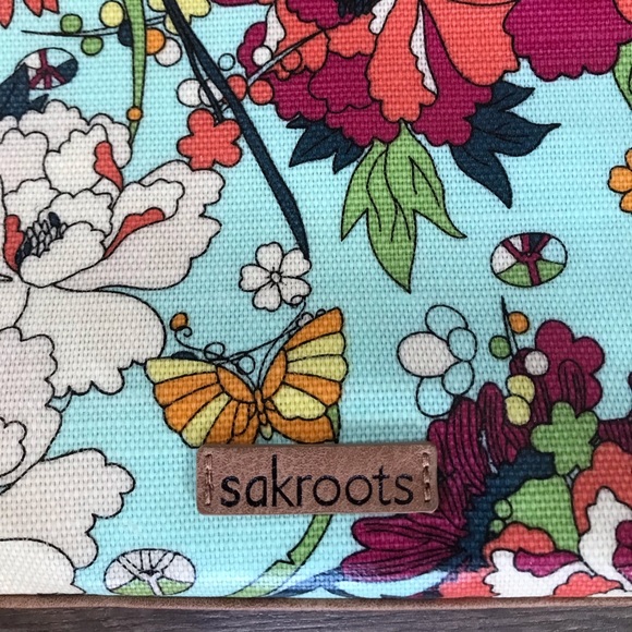 Sakroots purse. Brand new, just no tags. Never been used, perfect condition. - Picture 2 of 5